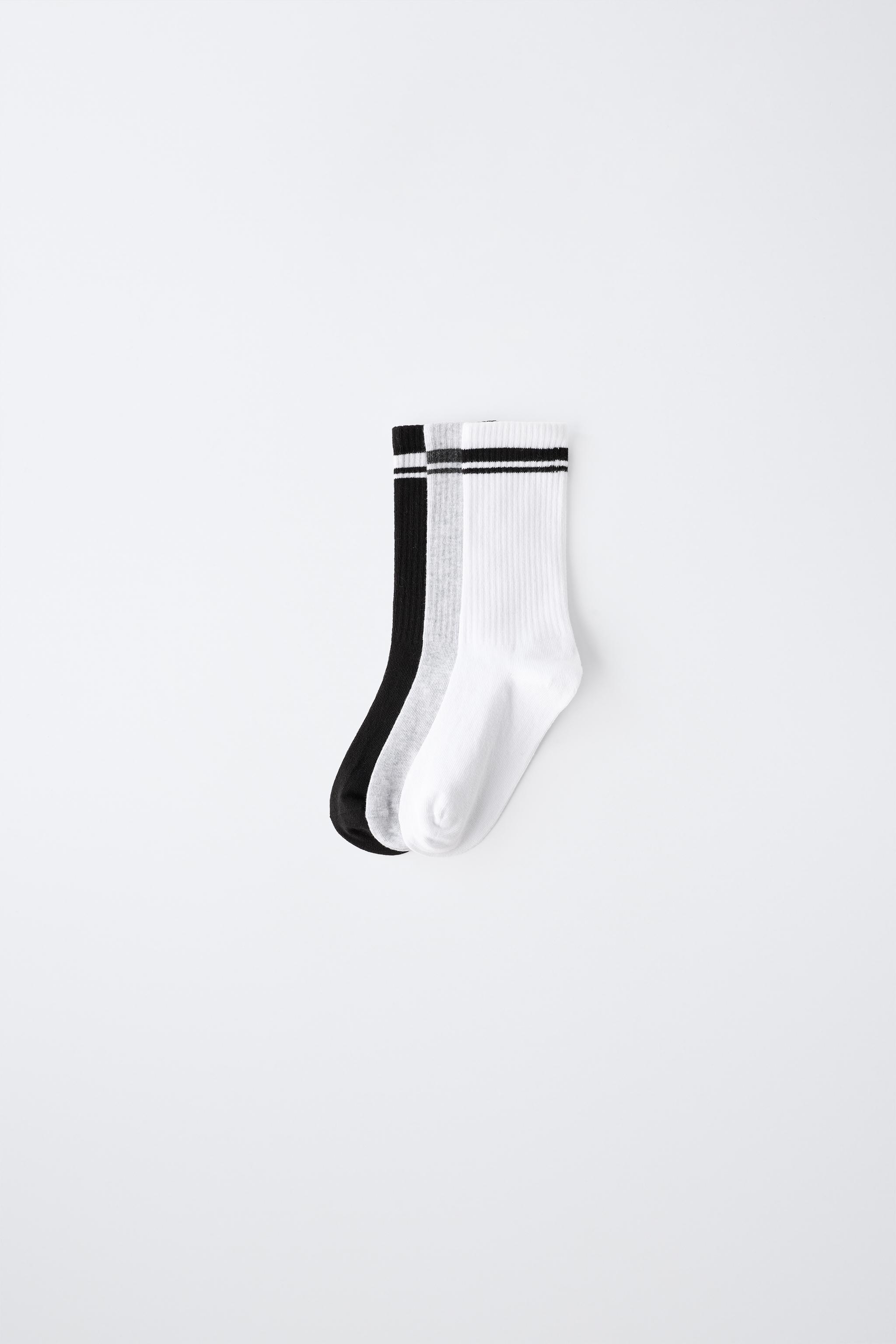 THREE-PACK OF SPORTY STRIPED HIGH SOCKS